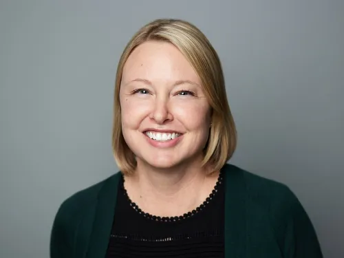 Profile picture for user CarieFisher